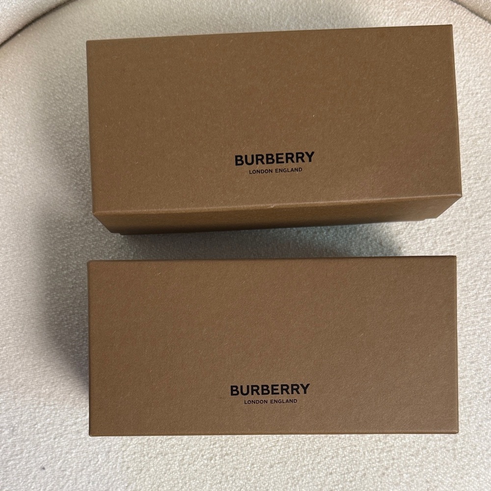 Burberry Tan Box Duo